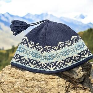 Merkley Headgear Unisex Hat Beanie Cap 50% Wool Tassel Lined Ski Snowboard OS